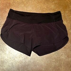 Lululemon Speed Up Shorts, Size 4, 2.5 inch
